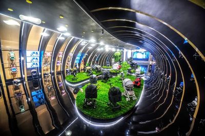 全市上半年綠色低碳高質(zhì)量發(fā)展暨招商引資重點項目現(xiàn)場觀摩綜述（二） 化妝品產(chǎn)業(yè)綠色轉(zhuǎn)型與創(chuàng)新突破